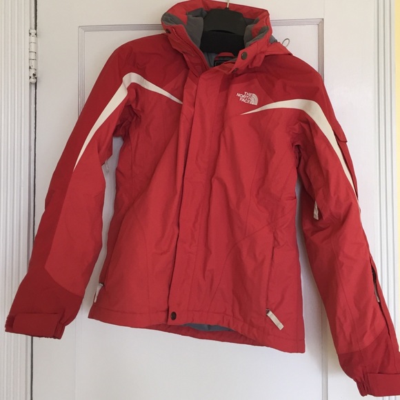 North Face ski/snowboard jacket - Picture 1 of 4